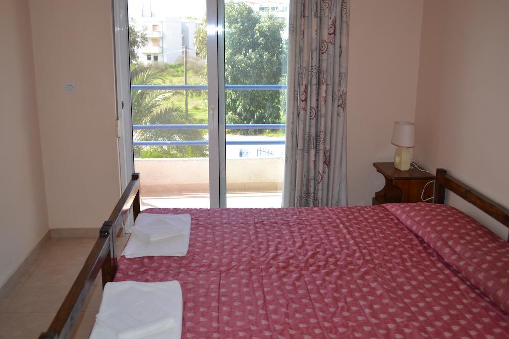 Petasos Apartments 1 Ґеннаді Номер фото